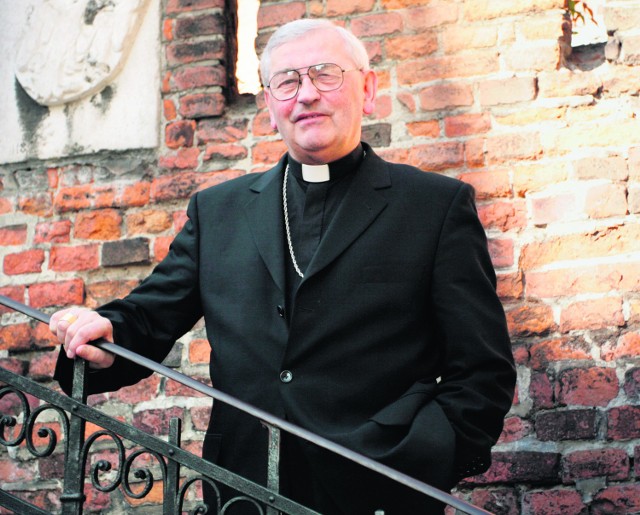 Biskup Tadeusz Pieronek: dobry, niekwestionowany autorytet w Kościele zawsze by się przydał...