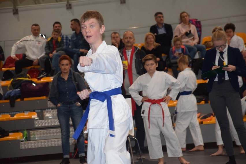 SPORT: Międzywojewódzkie Mistrzostwa Młodzików w karate w Krotoszynie [ZDJĘCIA]