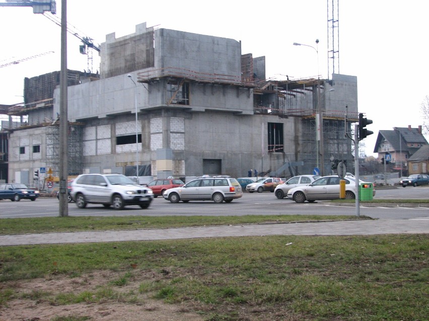 Centrum handlowo-rozrywkowe Plaza w Suwałkach otwarto 12 lat temu [Zdjęcia z budowy i otwarcia]