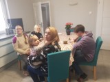 Nauczyciel z Międzyrzecza pomógł uchodźcom z Ukrainy. Z żoną przyjęli pod swój dach kobietę z dwójką dzieci