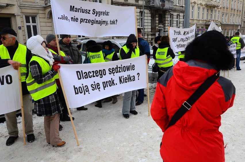 Protest pod poznańskim Sądem Okręgowym