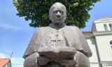 W Rawiczu postawią nowy pomnik papieża Jana Pawła II? Powstał społeczny komitet i ruszyła zbiórka funduszy na ten cel