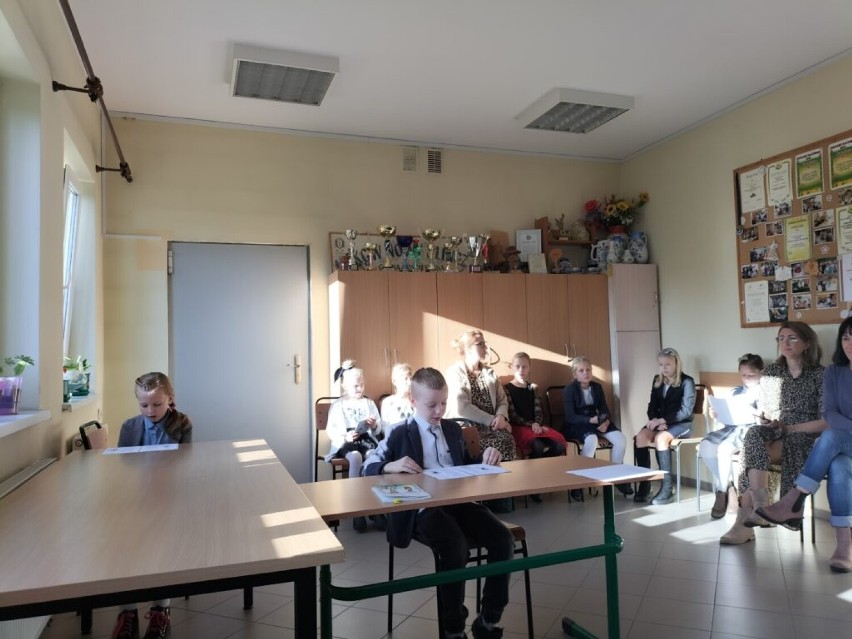 Gmina Kościerzyna. Uczniowie świetnie czytają w języku kaszubskim. Udowodnili to podczas konkursu [ZDJĘCIA]