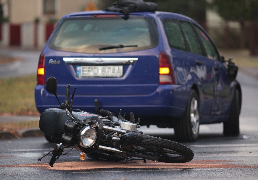 Łódź: motocyklista ranny w wypadku [ZDJĘCIA]