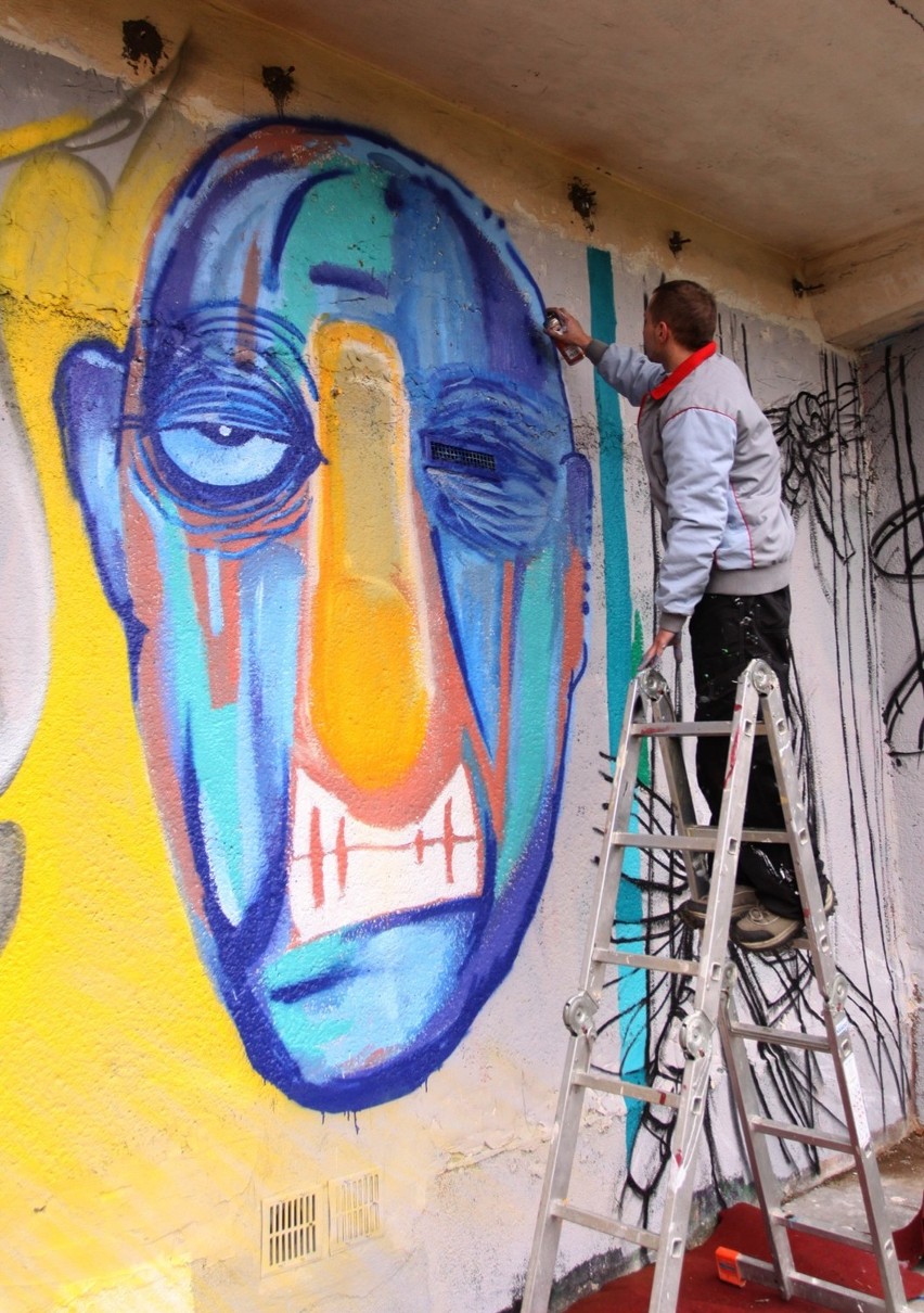 Zaspa: Dowiedz się więcej o gdańskich muralach. Wystawa &quot;Mural nas otacza&quot; w ETC