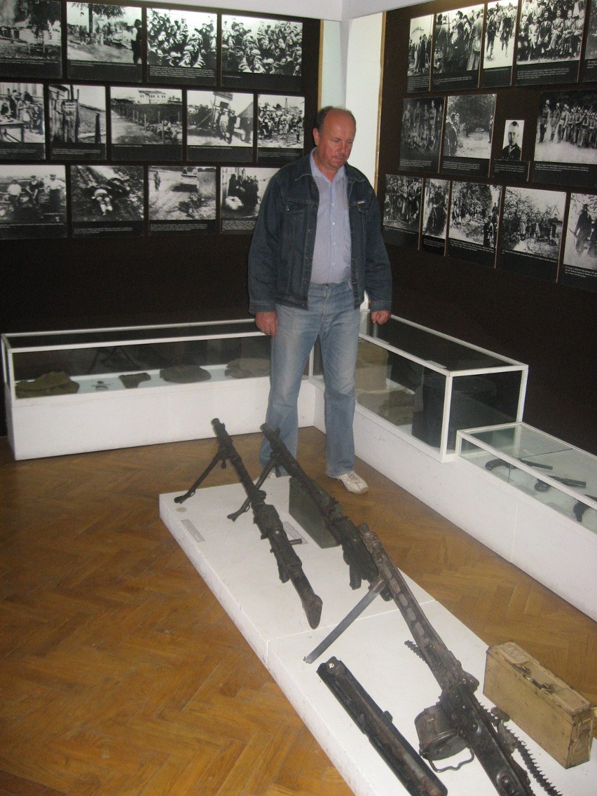 Bondyrz: Muzeum Armii Krajowej w potrzebie (ZDJĘCIA)