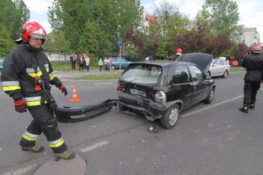 Wypadek przy ul. Rogowskiej. Jedna osoba ranna