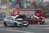 Zderzenie dwóch osobówek na skrzyżowaniu Wschowskiej, Gajewskich, Lipowej i Roberta Kocha w Wolsztynie