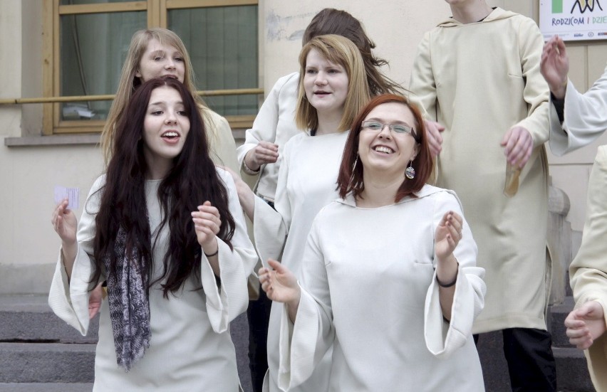 Wiosna Gospel: Śpiewanie pod lubelskim ratuszem
