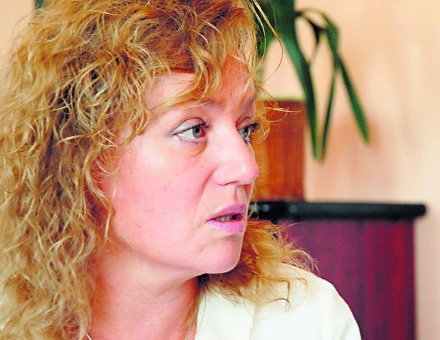 Dyrektorka Irena Lisikiewicz zapewnia bezrobotnych o wsparciu