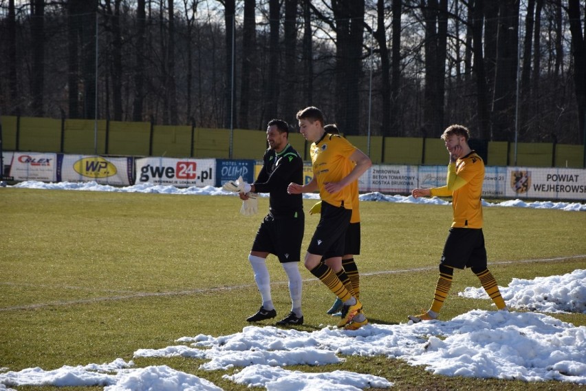 Gryf Wejherowo - Unia Janikowo. Gol z karnego, to było za mało na Unię. WKS przegrał 1:4