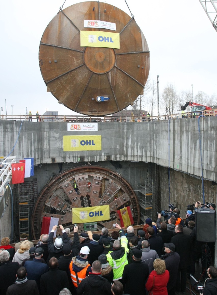 Pierwsza nitka tunelu pod Martwą Wisłą już gotowa! ZDJĘCIA