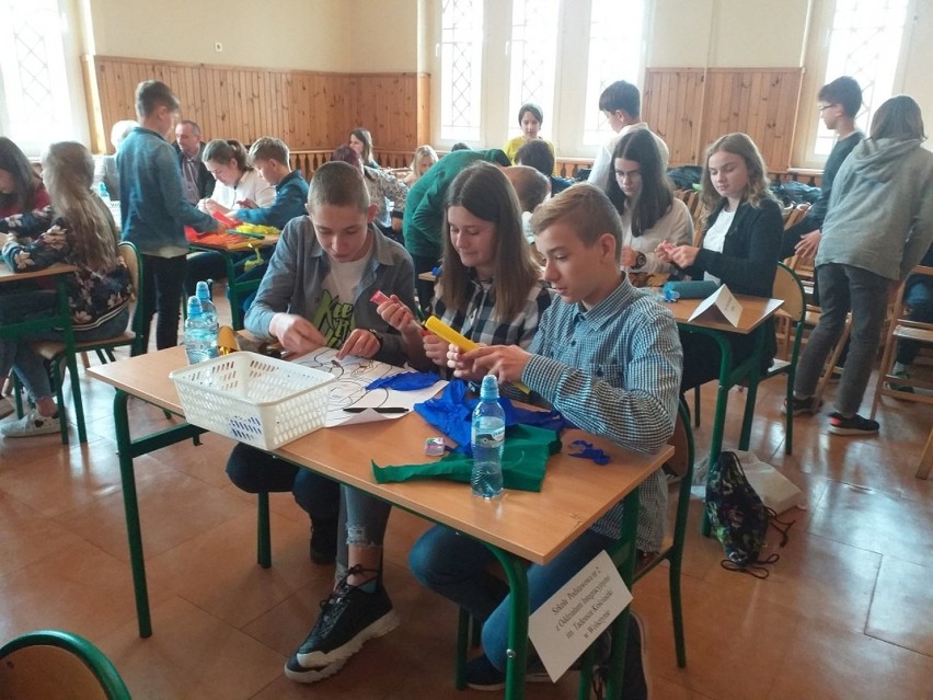 Wolsztyn: Uczniowie SP w Starym Widzimiu wygrali Konkurs dekanalny "Z różańcem przez życie" 