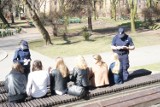 Dzień wagarowicza w Jastrzębiu Zdroju. Policja kontroluje miejsca gdzie przebywa młodzież oraz punkty sprzedaży alkoholu