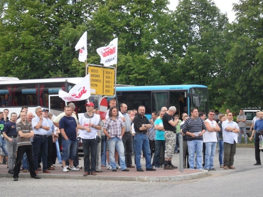 Kolejna pikieta Solidarności w tyskiej fabryce Fiata [ZDJĘCIA, WIDEO]