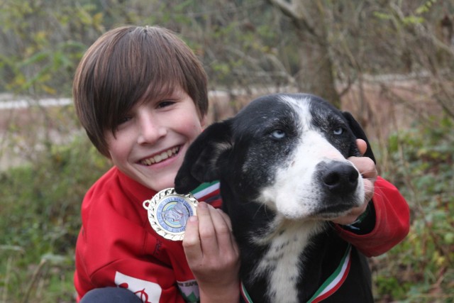 We włoskiej w miejscowości Falze di Piave odbyły się Mistrzostwa Świata Psich Zaprzęgów w warunkach bezśnieżnych - IFSS Dryland World Champions. Junior Karol Paluch ze swoim psem Kometą zdobył złoty medal w kategorii canicross.