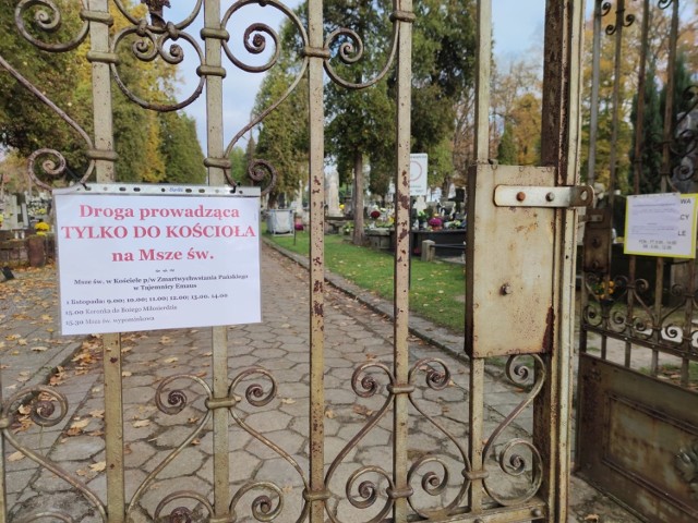 Bramy na częstochowskie cmentarze są uchylone dla osób biorących udział w mszach świętych