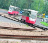 Tramwaje Śląskie kontra źle zaparkowane samochody. Od poniedziałku akcja uświadamiająca