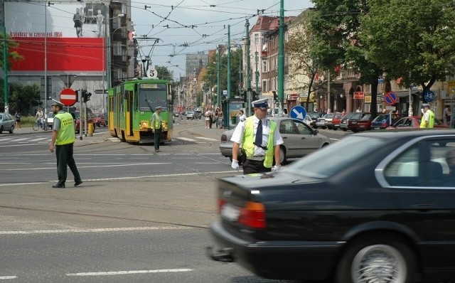 Na moście Teatralnym w Poznaniu w szczycie komunikacyjnym ruchem kierować będą policjanci