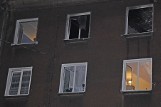 Poznań: Pożar kamienicy na Wildzie. Dwie osoby w szpitalu [ZDJĘCIA]
