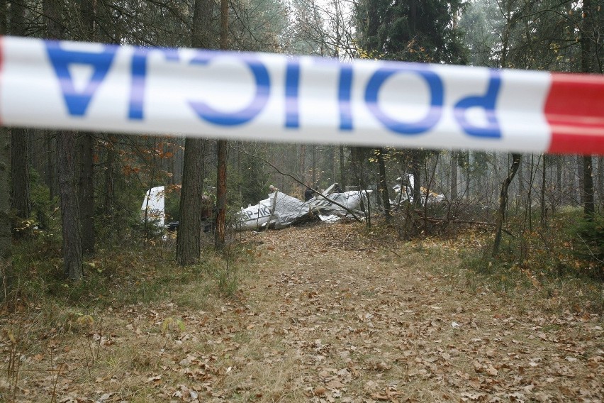 Samolot, który rozbił się pod Pyrzowicami, miał planowo lądować na Muchowcu [ZDJĘCIA]