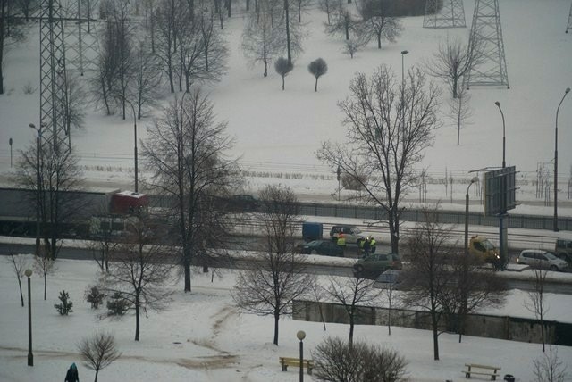 Kolizja w Sosnowcu-Środuli droga całkowicie zablokowana