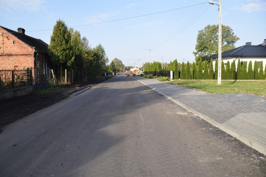 Przebudowa drogi Karsznice - Ostrówek w gminie Zduńska Wola na ukończeniu
