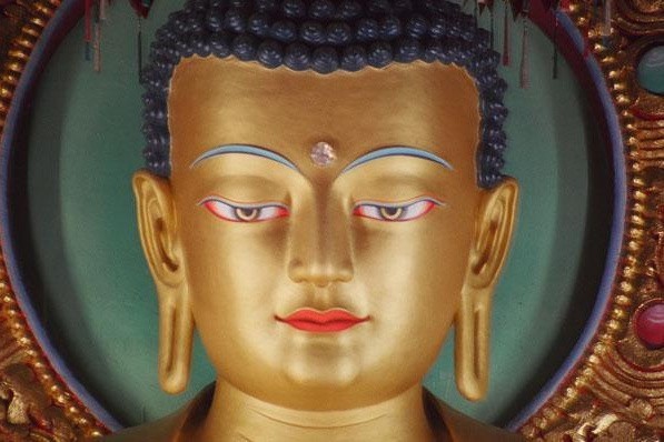 Posąg Buddy w Butanie
