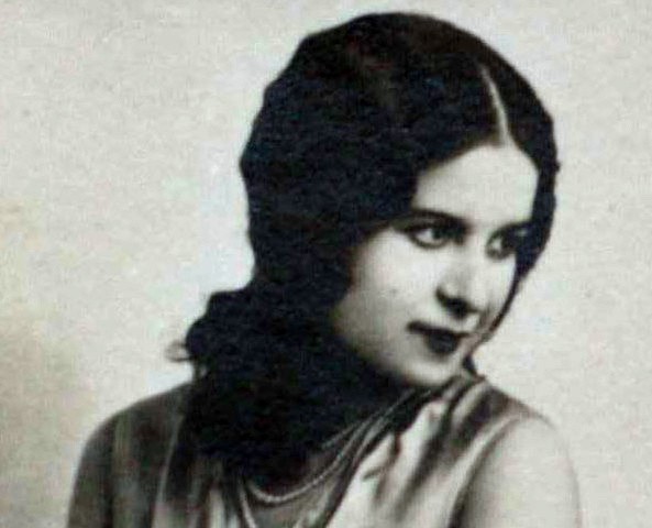 Zofia Dobrowolska, Miss Polonia  1932, nagroda za ramiona