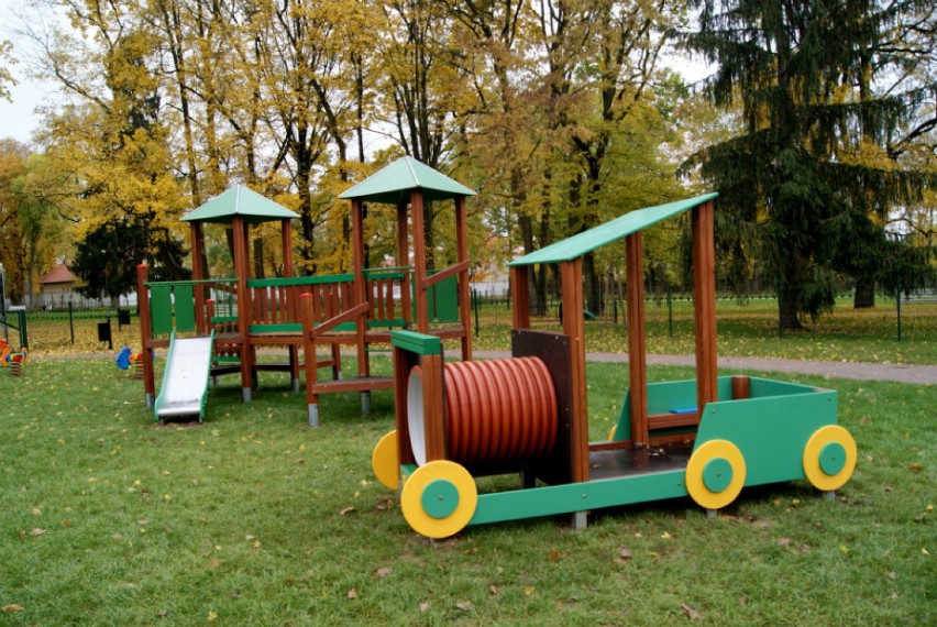 Nowy plac zabaw w Parku Wiosny Ludów 