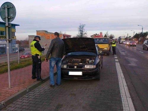 Kolejna akcja kaliskiej drogówki. Policjanci kontrolowali stan techniczny aut. ZDJĘCIA