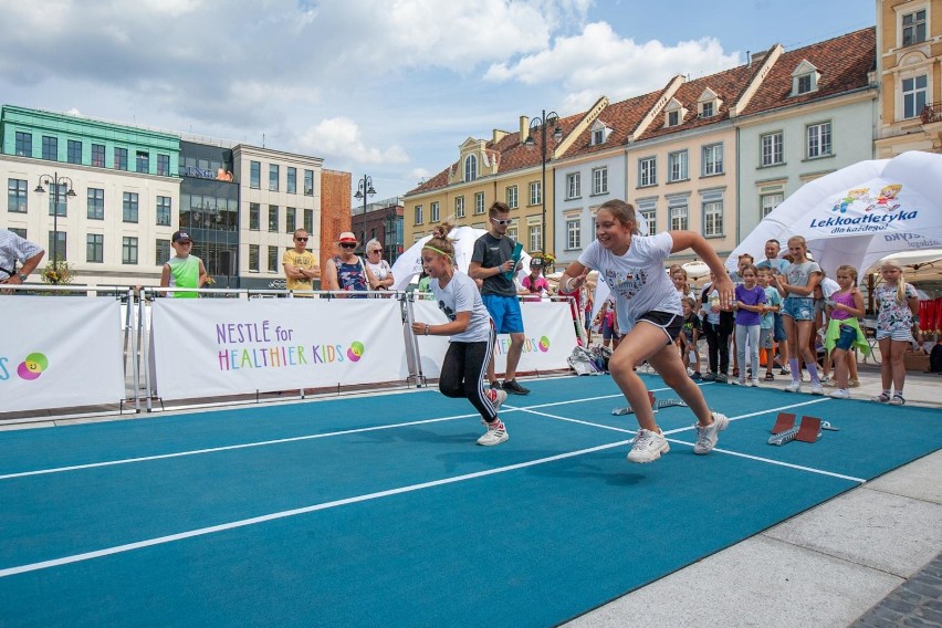 Miasteczko lekkoatletyczne wyrosło na Starym Rynku w Bydgoszczy [zdjęcia]