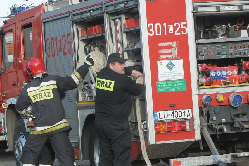 Spłonął pustostan przy ul. Koło (ZDJĘCIA)