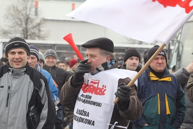 Pikieta Solidarności przed fabryką Fiat Auto Poland w...