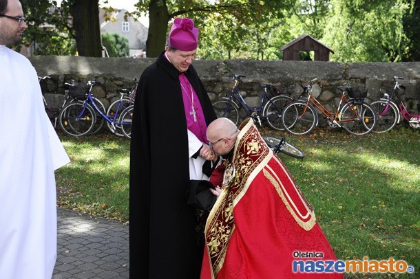 Kościół w Smolnej poświęcił nowy metropolita wrocławski