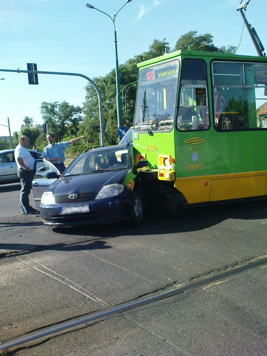 Wypadek tramwaju linii nr 13 w Poznaniu