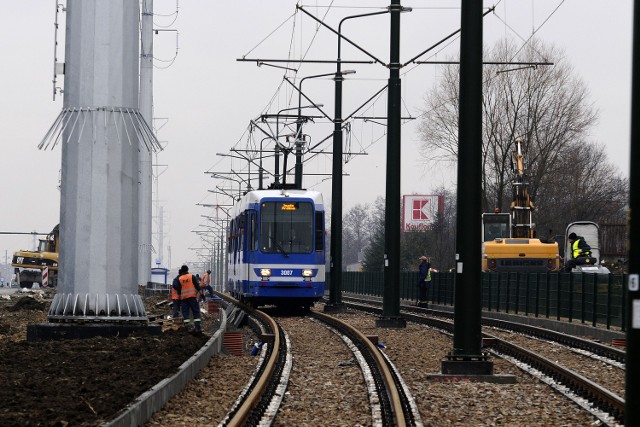 Pierwszy odcinek torowiska na osiedle Ruczaj ma blisko 1800 metrów długości. To połowa całej trasy, która ma być ukończona pod koniec 2012 roku