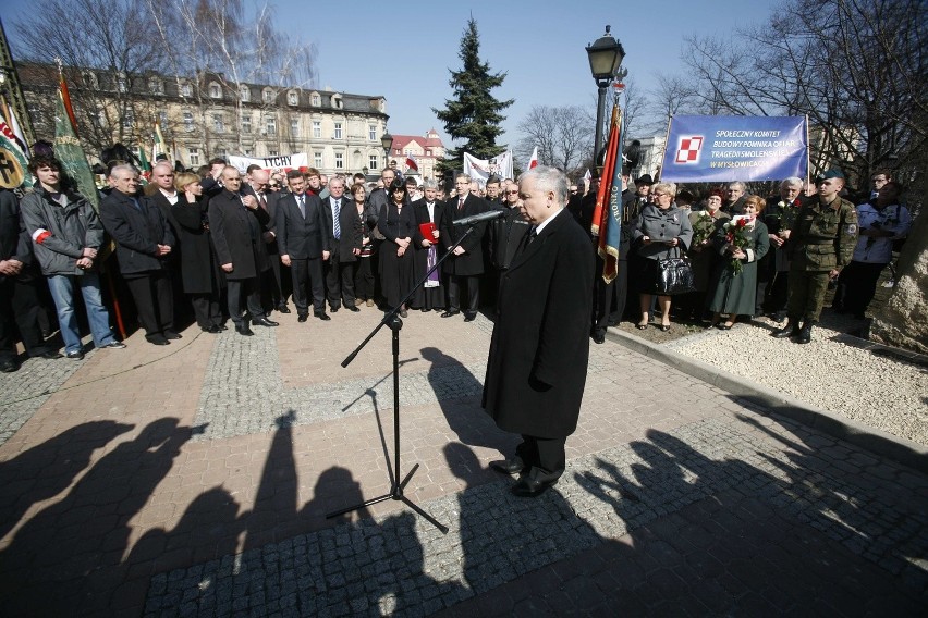 Odsłonięcie pomnika smoleńskiego w Mysłowicach z udziałem...