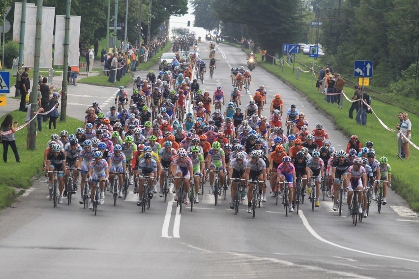 68. Tour de Pologne: Start w Będzinie. Kolarze jadą do Katowic [ZDJĘCIA]