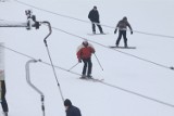 Górze Kamieńsk wyrośnie konkurent? W Szczercowie usypują trasy narciarskie