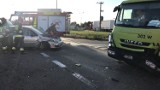 W Opolu Wrzoskach toyota zderzyła się z ciężarowym iveco [ZDJĘCIA] 