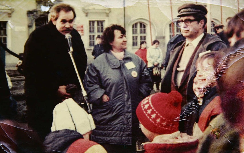 Jadwiga Czarnołęska-Gosiewska (w środku) podczas protestów...