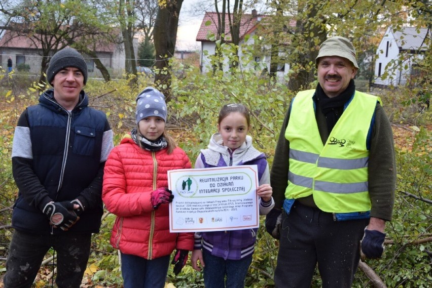 Trwa zbiórka na Dom Seniora w pałacu w Rudzie koło Wielunia. Potrzebne środki na wkład własny ZDJĘCIA