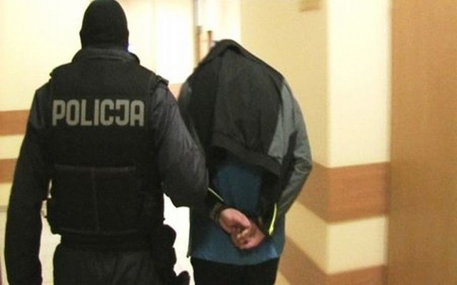 O ciężkie pobicie kobiety podejrzewany jest jej 39-letni mąż, mieszkaniec Pępowa. Został zatrzymany