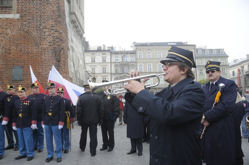 Kraków uczcił 93 rocznicę odzyskania niepodległości [ZDJĘCIA]