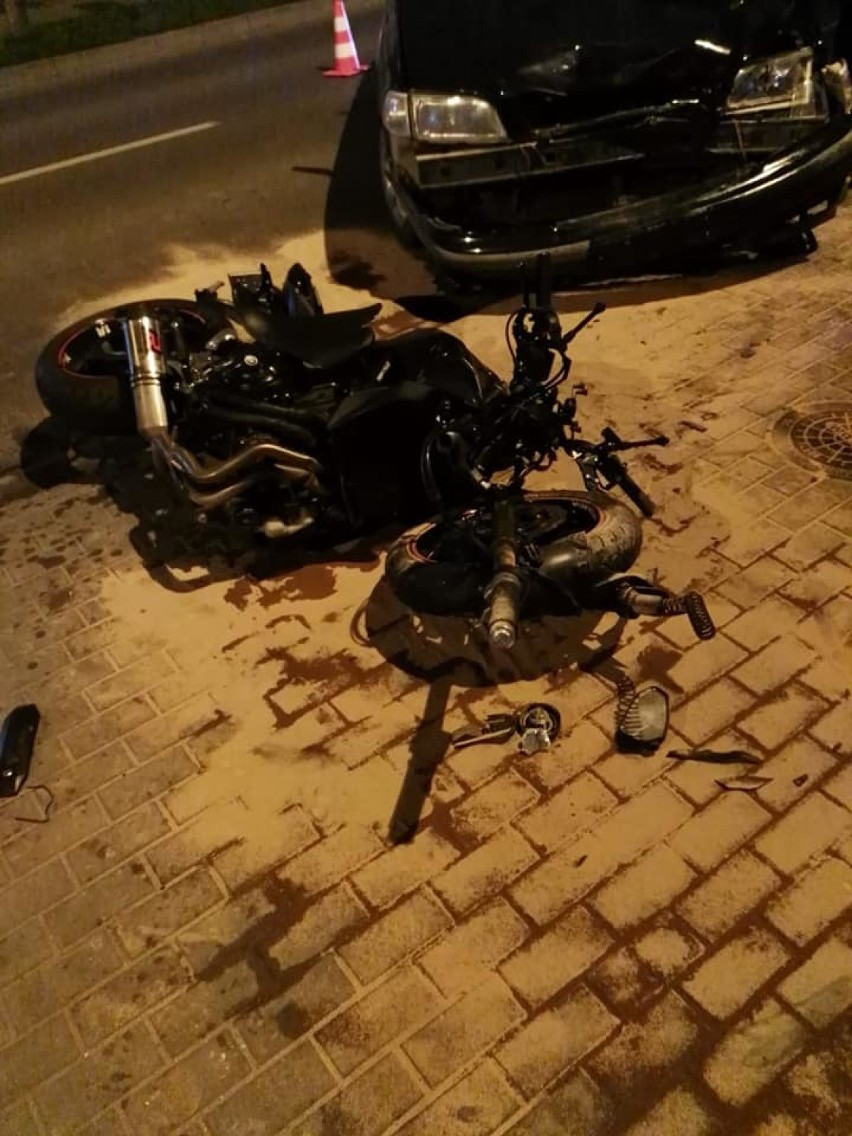 Wypadek z udziałem motocykla i samochodu osobowego w Damasławku 