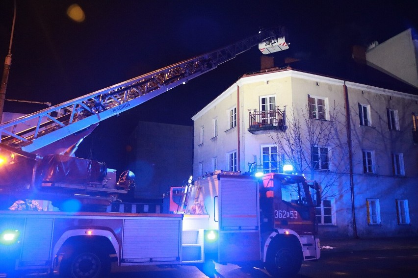 Tak wyglądał nocny pożar w budynku przy ulicy Bojańczyka we...
