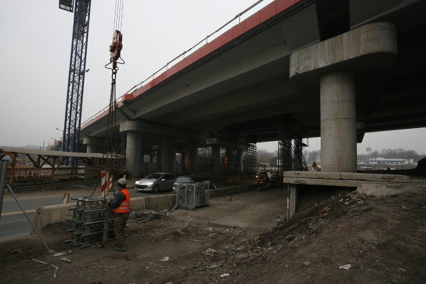 Budowa autostrady A1 przez Bytom