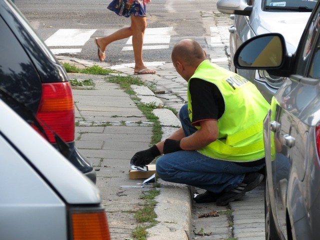 W bitwie gangów przy drukarskiej ciężko ranny został młody mężczyzna