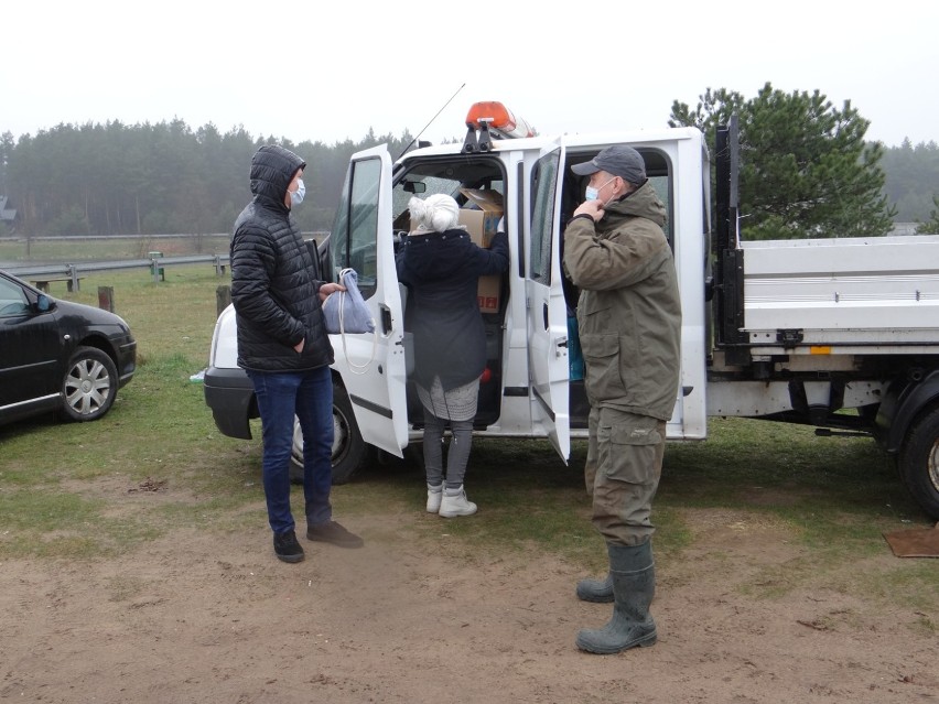 Wolontariusze z Radomska sprzątali brzegi Warty w ramach akcji "Czysta rzeka" [ZDJĘCIA]
